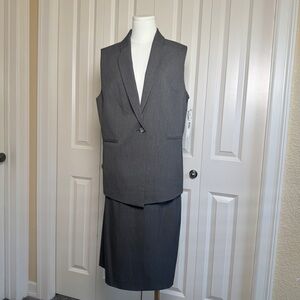 NWT Antonio Melani Suit Vest and Skirt Gray Set Size 12/10